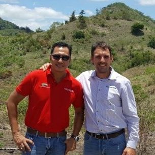 Dr. Jun Punzalan, Filipino partner and CEO of Plaridel Products and Mr. Jordi Coletas export manager of Semen Cardona.