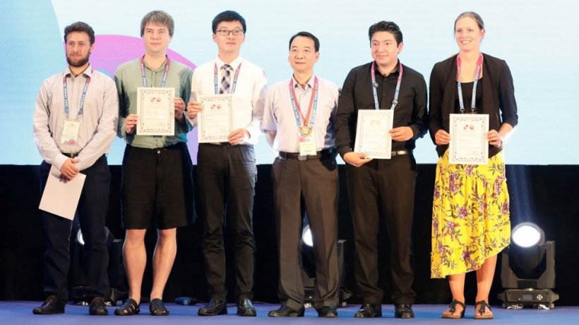 Scientists who received the Youth Veterinarian Award
