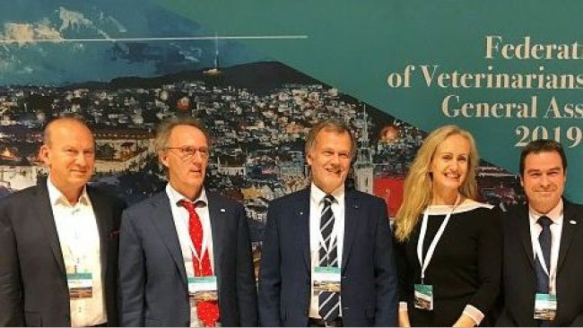 The new Board from left to right: Stanislaw Winiarczyk, Rens van Dobbenburg, Siegfried Moder, Torill Moseng and Thierry Chambon.