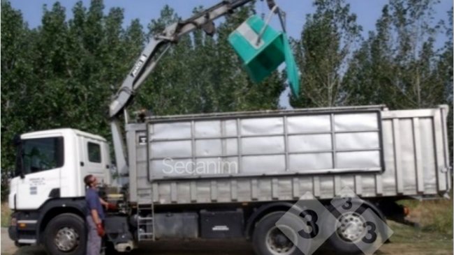 Image 4. External truck for deadstock pickup at a farm. Courtesy of Secanim (Spain).