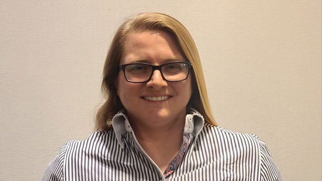 Dr Lauren Glowzenski