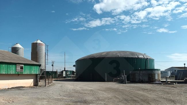 Biogas production plant via co-digestion.