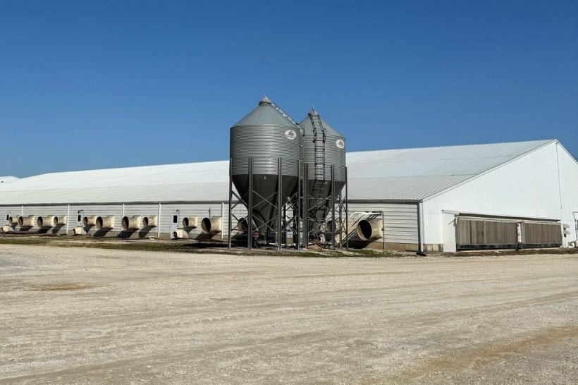 Figure 1. One of the barns at the unit we visited.