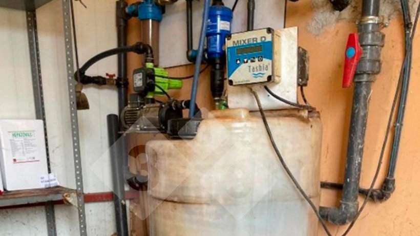 Photo 3. Method for product administration.
