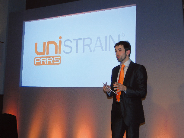 UNISTRAIN_PRRS_ESPHM_2013