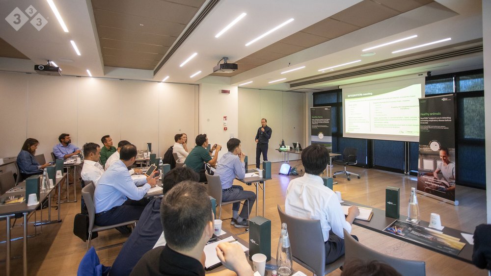 Alberto García Flores, from Inga Food (Spain), provided their practical data on system-level health monitoring and its application in nursery farms that his company is implementing in Spai