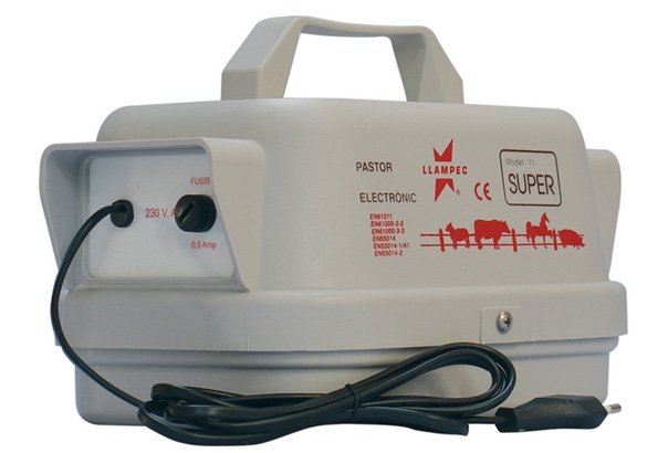230V Mains Energisers 11 “SUPER” 230V Mains Energisers 11 “SUPER”