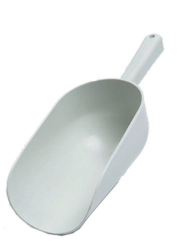 Plastic feed scoop 1 kg (2) Plastic feed scoop 1 kg (2)